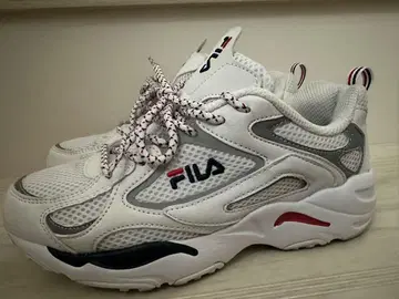 컨디션 최상 FILA 스니커즈 화이트 23cm