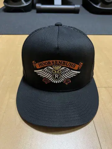 HOORSENBUHS 호센부스 골드 참 캡