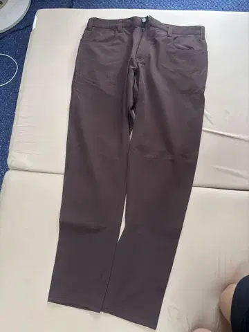swrve 팬츠 다크 브라운