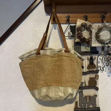 새상품급 썸머 백