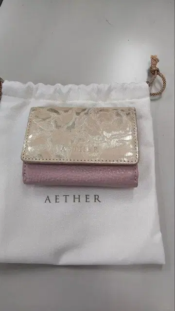 AETHER 핑크 3단 폴더형 지갑