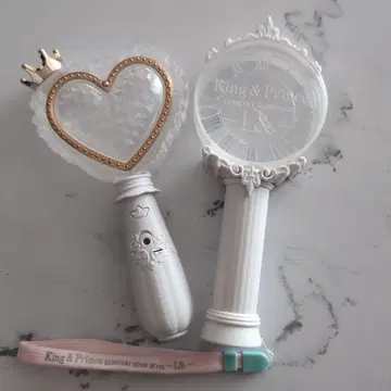 King & Prince 콘서트 투어 응원봉