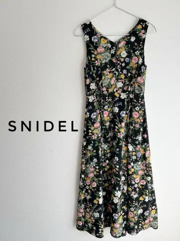 snidel 원피스 꽃무늬 블랙 A라인 리본 스나이델