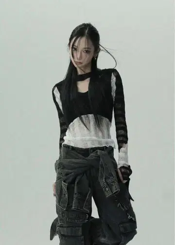 melt the lady ladder knit tops 멜트더레이디