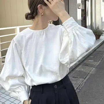 셀렉 모카 화이트 버튼 긴팔 셔츠