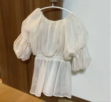 시어 개더 페플럼 블라우스 반팔 내추럴 뷰티 베이직