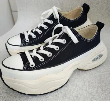 컨버스 converse 통굽 스니커즈 서지 트레이너 25.5cm 블랙