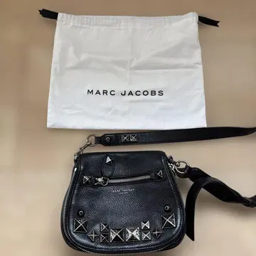 MARC JACOBS 블랙 가죽 숄더백
