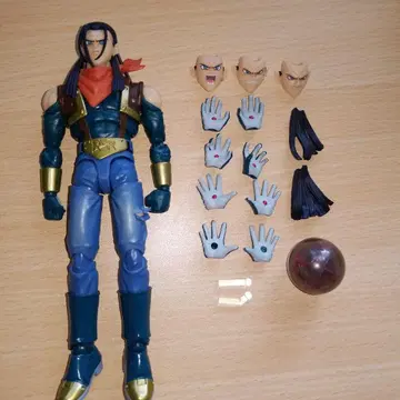 S.H.Figuarts 초17호 드래곤볼 GT