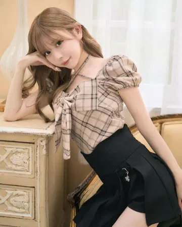 미셸 마카롱 빅 리본 블라우스 베이지 XS 남은 수량 1