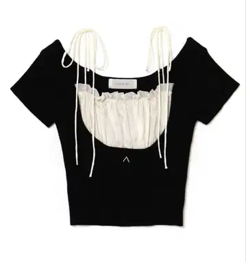 andmary Mew frill tops black