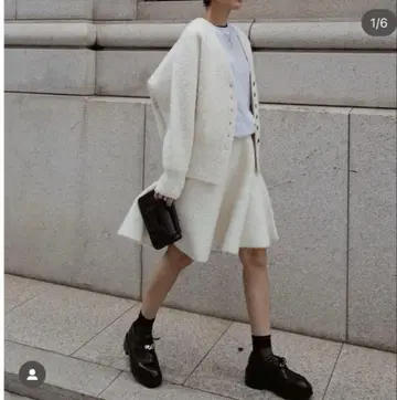MACHATT 마챠트 부클 니트 가디건 화이트