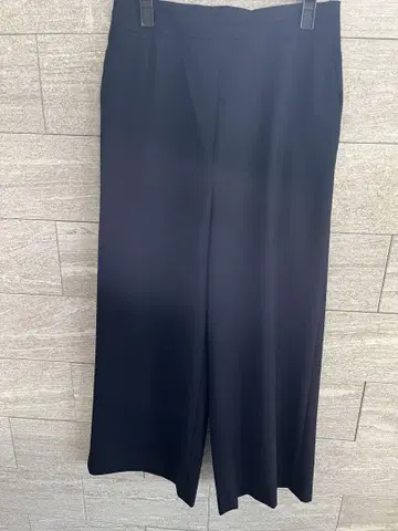 투모로우랜드 와이드 팬츠 네이비