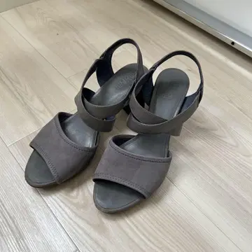 캠퍼 샌들 힐