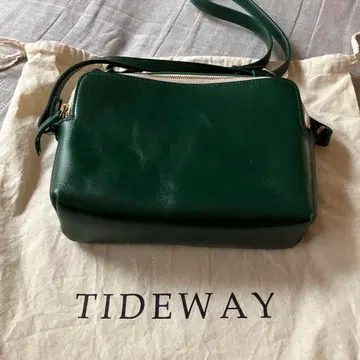 TIDEWAY 다크 그린 가죽 숄더백