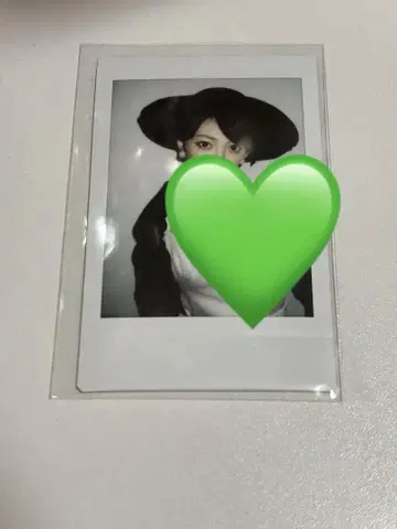 이타카라 카나 생일 폴라로이드