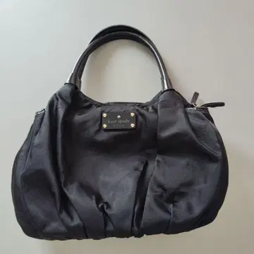 kate spade 블랙 나일론 숄더백