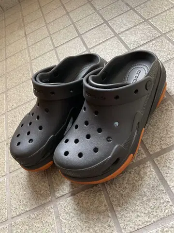Crocs 클로그 샌들 통굽