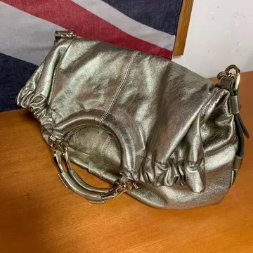 ESCADA(에스카다) 가죽 골드 컬러 숄더백 [미사용]