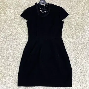 새상품급 YOKO CHAN 요코짱 슬리브리스 비쥬가 달린 원피스