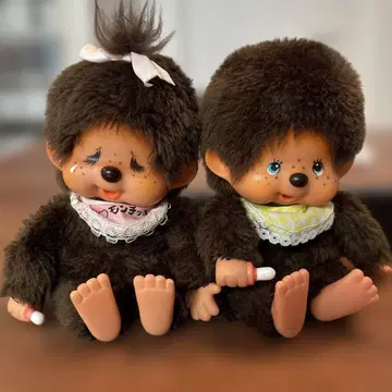 몬치치 카타카나 택 블루 아이