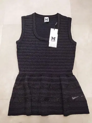 택 포함 새상품 MISSONI 미쏘니 탱크탑 슬리브리스