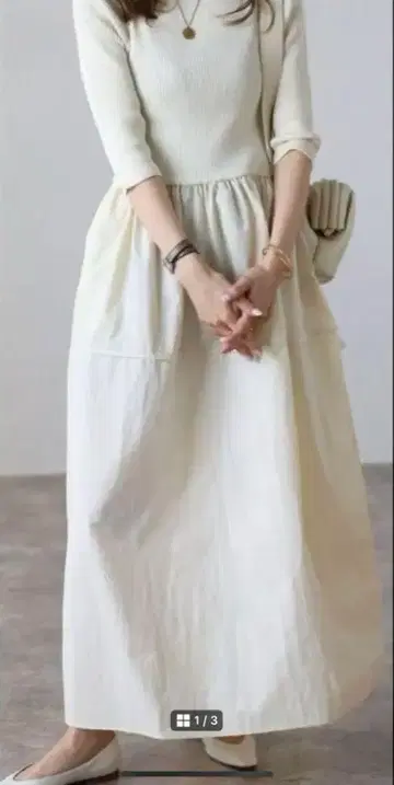 봉쥬르 사간 스퀘어 넥 니트 콤비 코쿤 원피스 아이보리