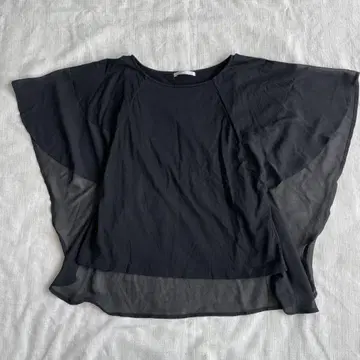 DouDou 블랙 플레어 슬리브 셔츠