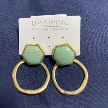 미사용 새상품급 UP-SWING 골드 민트 그린 귀걸이