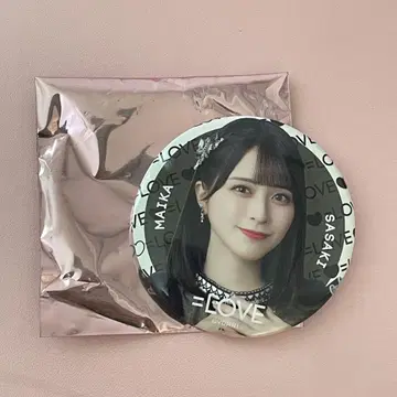= LOVE 이코러브 사사키 마이카 캔뱃지 아레나 투어 2025 의상