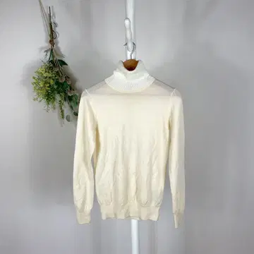 T0999 니트 울 크림색 터틀넥 예쁜 심플 XS