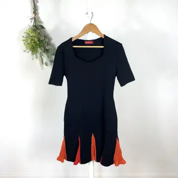 T01000 도로테비스 원피스 프리 사이즈 개성 넘치는 반팔 미니 길이