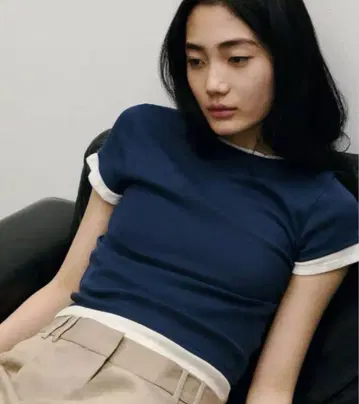 자라 더블 레이어드 디자인 티셔츠