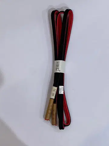 블랙과 레드 오비 끈 고토마 끈