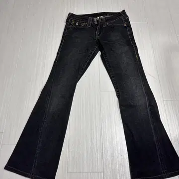 TRUE RELIGION 부츠 컷 데님 블랙 JOY
