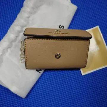 MICHAELKORS 베이지 키 케이스 6연