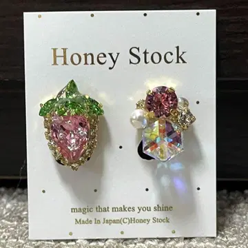 Honey stock handmade 귀찌