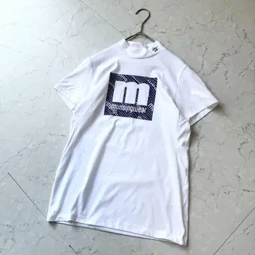 먼싱웨어 프린트 하이넥 M 골프 모크넥
