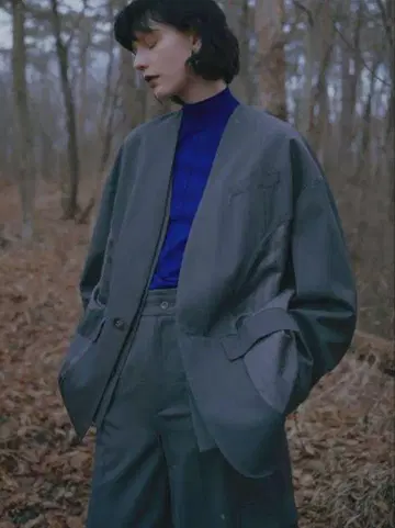 CUTOUT DETAIL PT / 컷 아웃 디테일 팬츠 레어 사이즈 38