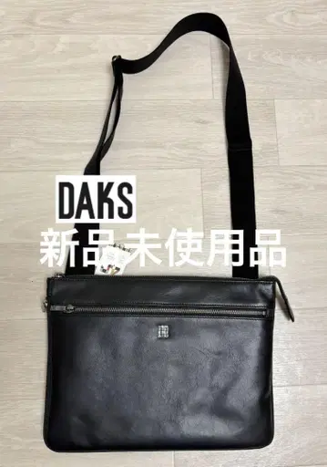 DAKS 블랙 가죽 사코슈 숄더백 미사용 새상품