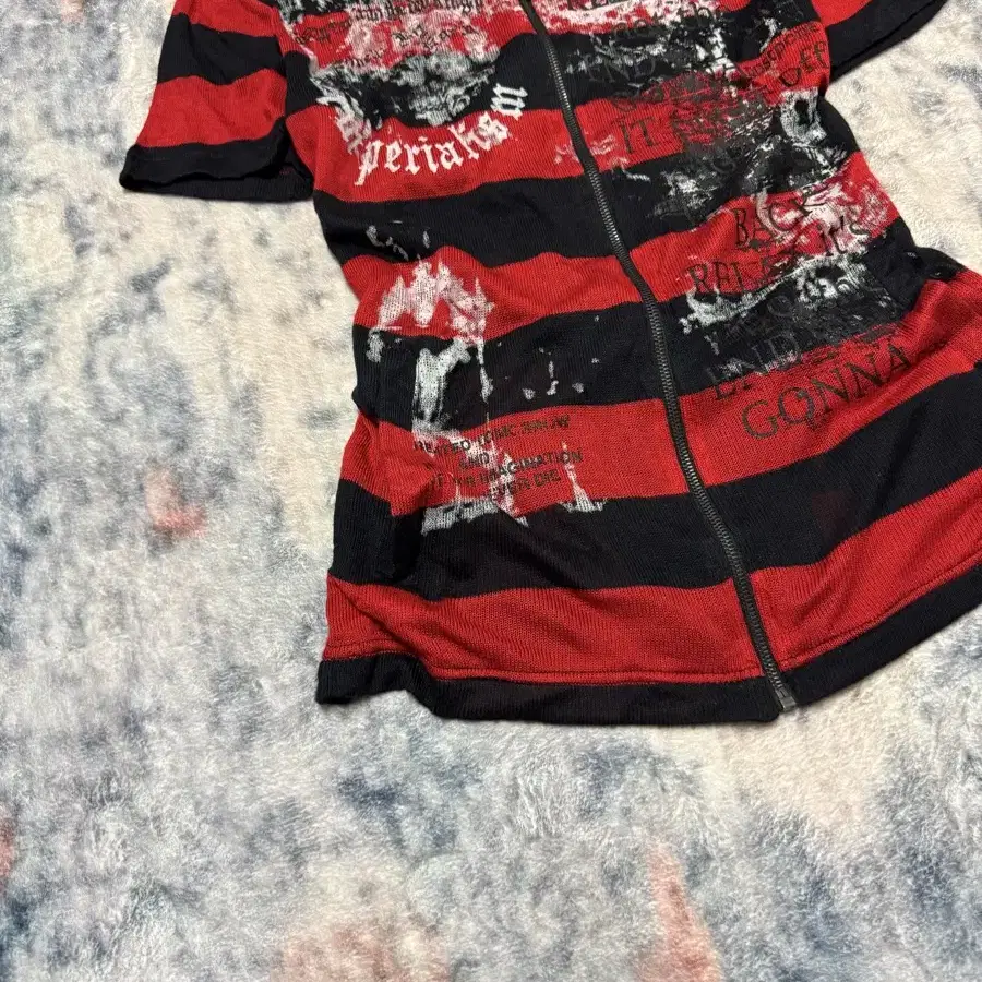 トップス 00s archives in the attic 2colours knit In the attic 00s archive punk knit top on Bunjang Global Site.