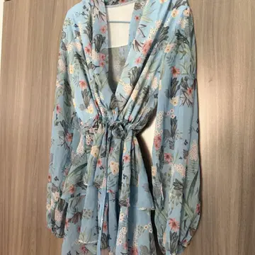 스카이블루 꽃무늬 롱 가운