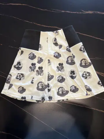 moussy 플라워 무늬 플레어 스커트