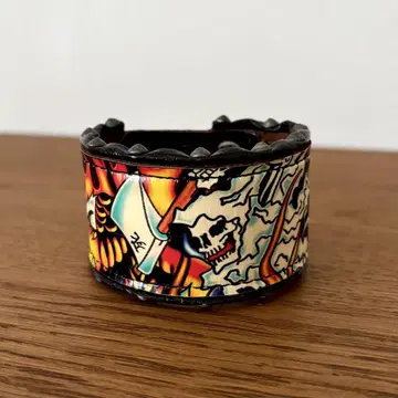 y2k Ed Hardy 에드하디 가죽 뱅글 사신 한자 스터드