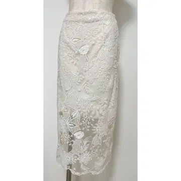 스나이델 보타니컬 무늬 전체 레이스 타이트 스커트 코드 중괄호 시어