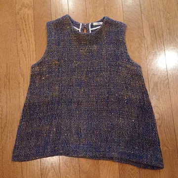 45R, 네이비 카멜 트위드 NO SLEEVE TOP 베스트