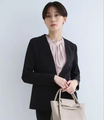 스트레치 노카라 자켓 턱 테이퍼드 팬츠 모두 사이즈 38