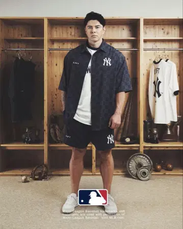 MLB LYFT 콜라보 상하의 셋업 셔츠 팬츠 양키스 새상품