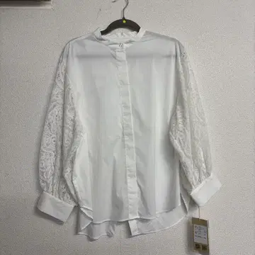 AtelierKOOS 아틀리에쿠스 레이스 슬리브 블라우스