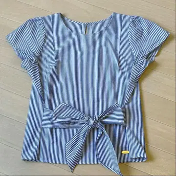 BLUE LABEL CRESTBRIDGE 스트라이프 패턴 리본 블라우스